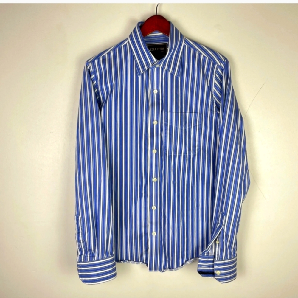 Ezra Fitch l men's button up l size Medium l stripped l blue